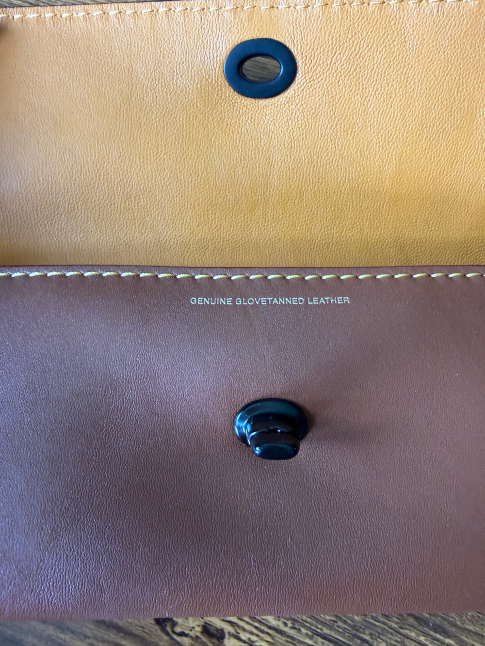 Coach Rogue Kisslock wallet made of glovetanned leather - Picture 7 of 8